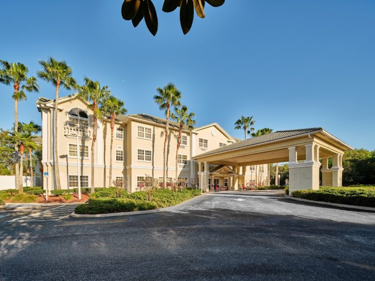 colliers assisted living at countryside 1 768x576