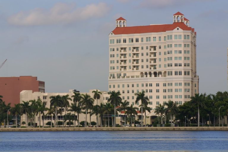 lourdes pavilion 1 768x512