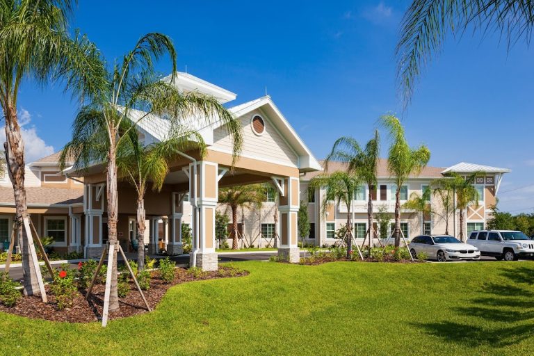 pelican landing assisted living memory care 1 768x512