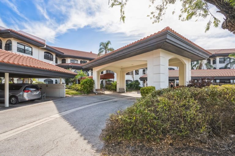 the barclay at sarasota 1 768x512