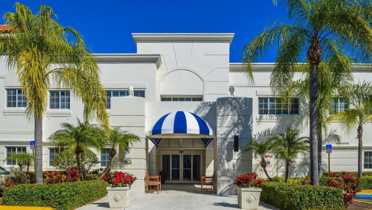 banyan place boca 1 768x433
