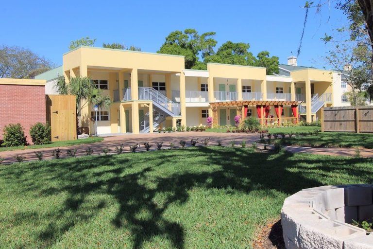 best care senior living at heritage manor 1 768x512