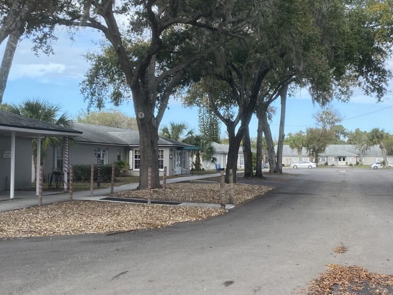 best care senior living at port richey llc 768x576