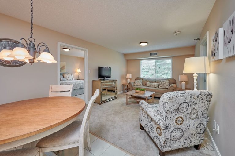 blue palms senior living at fletcher 768x511