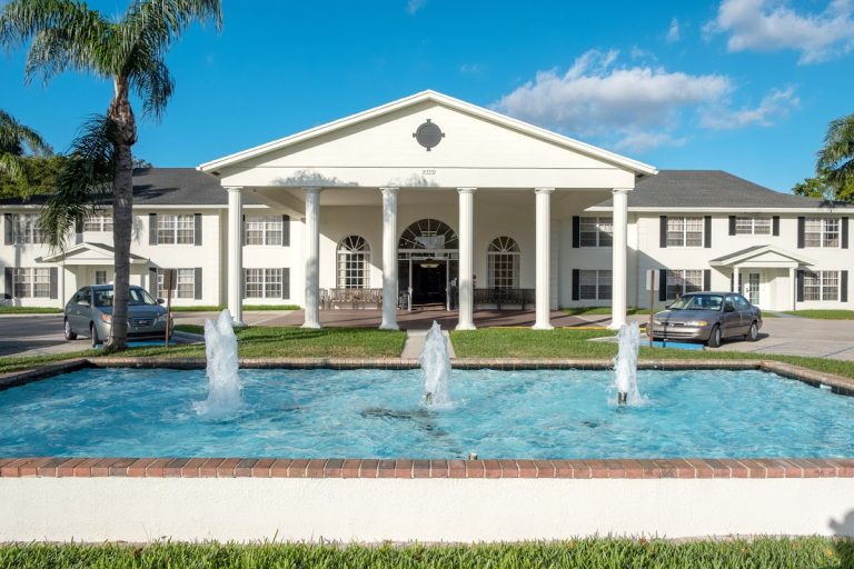 grand villa of delray east 1 768x512