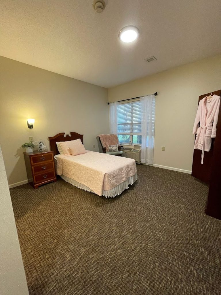 hawthorne inn of lakeland 768x1024