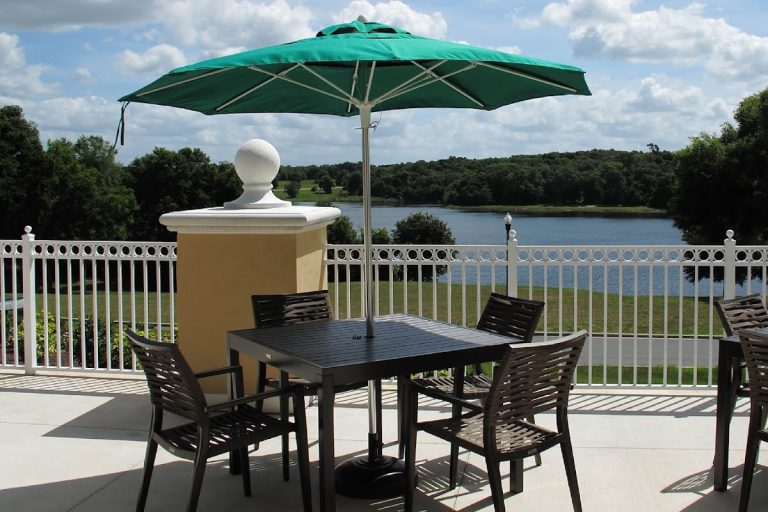 lakeview terrace assisted living facility 768x512