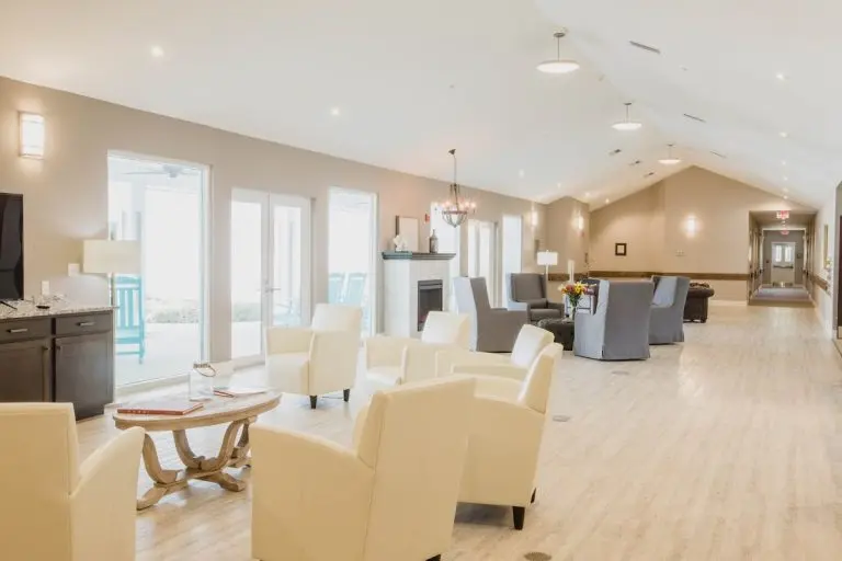 navarre gardens assisted living facility 768x512