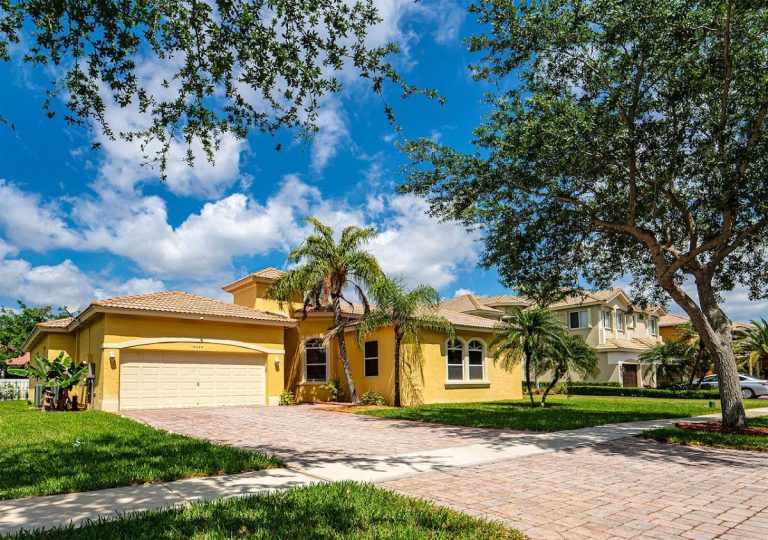 palm manor alf 768x540