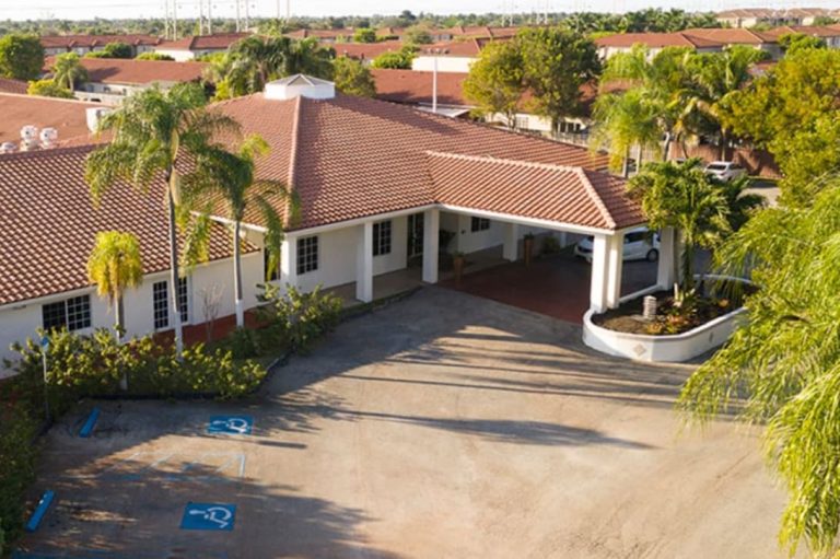 seasons gardens senior residence llc 768x511