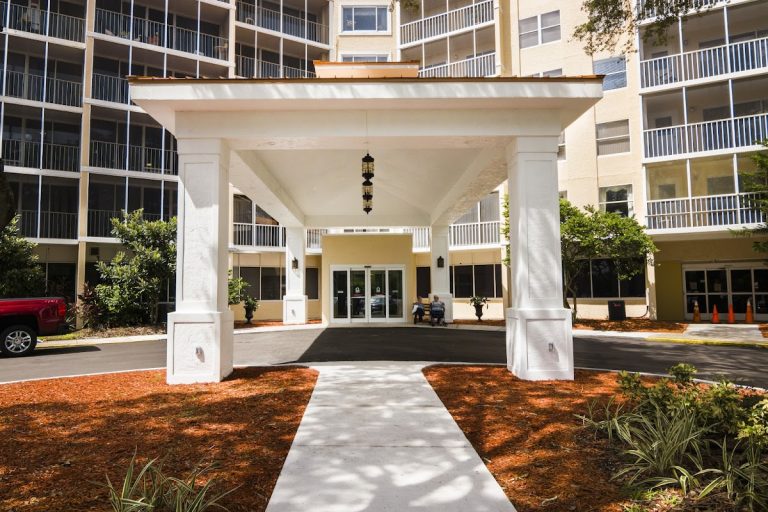 sun towers retirement community 768x512
