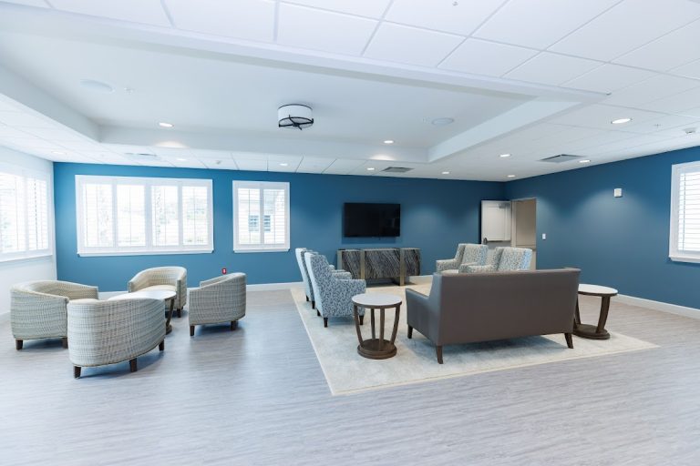 81 oaks senior living p2 768x512