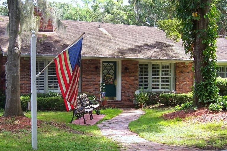 a country place assisted living facility p2 768x511
