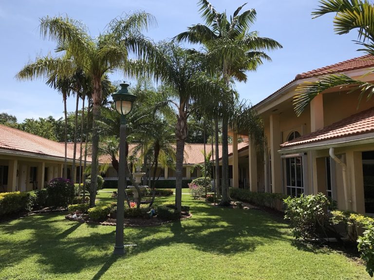 active senior living residence p2 768x576