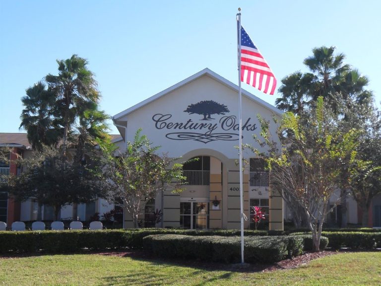 century oaks 768x576