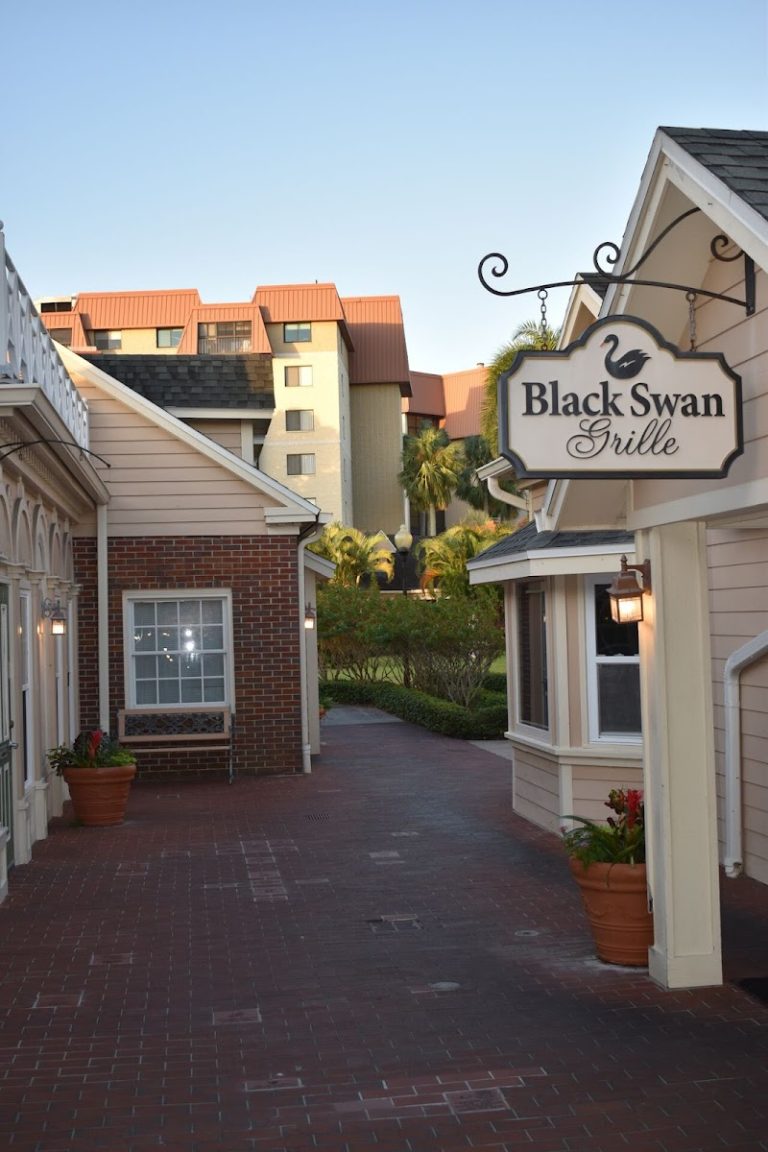inn at freedom square the p5 768x1152
