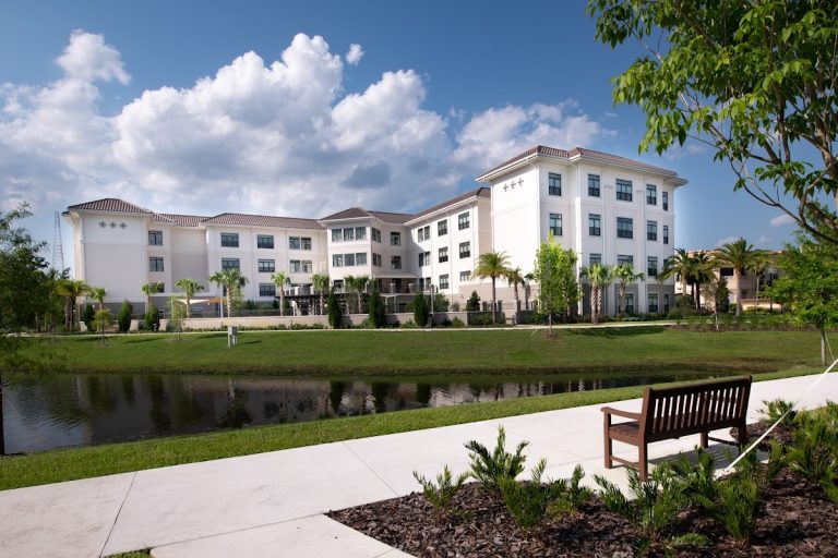 mayflower assisted living facility p3 768x512