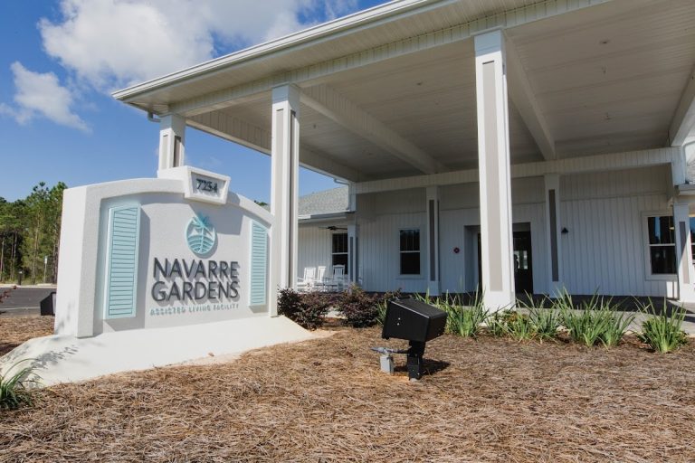 navarre gardens assisted living facility p3 768x512
