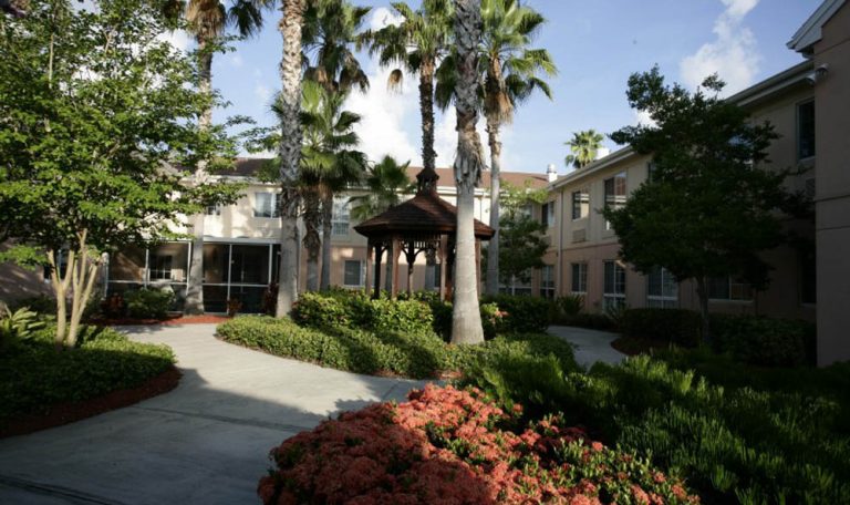 paddock cove at venice p2 768x456