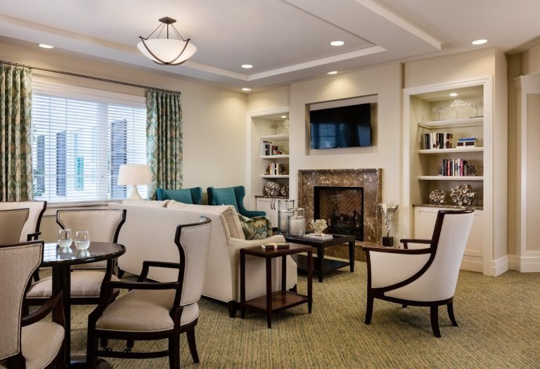 pelican landing assisted living and memory care p4 768x525