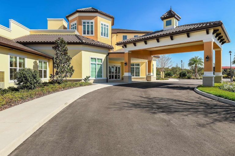 providence living at hunter s creek p2 768x512