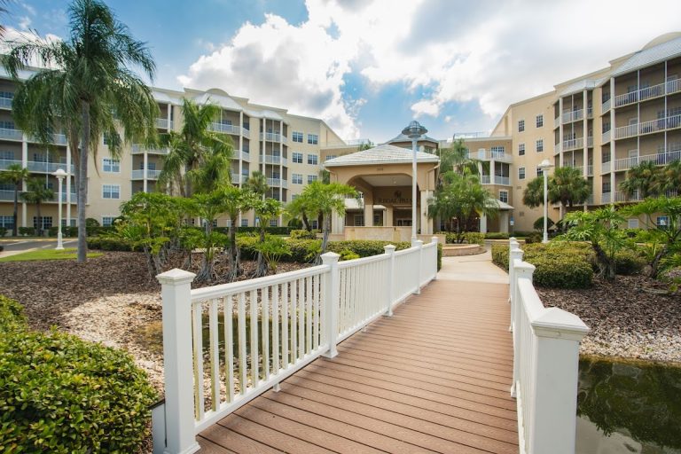 regal palms p2 768x512