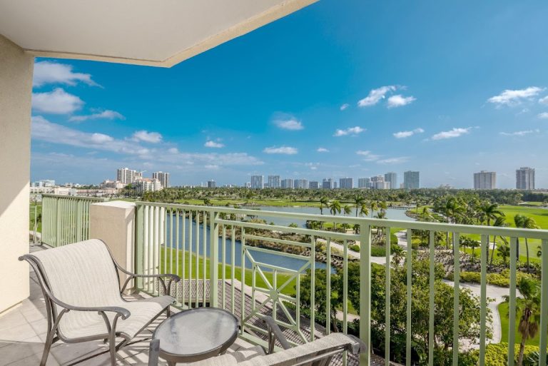 vi at aventura p5 768x513