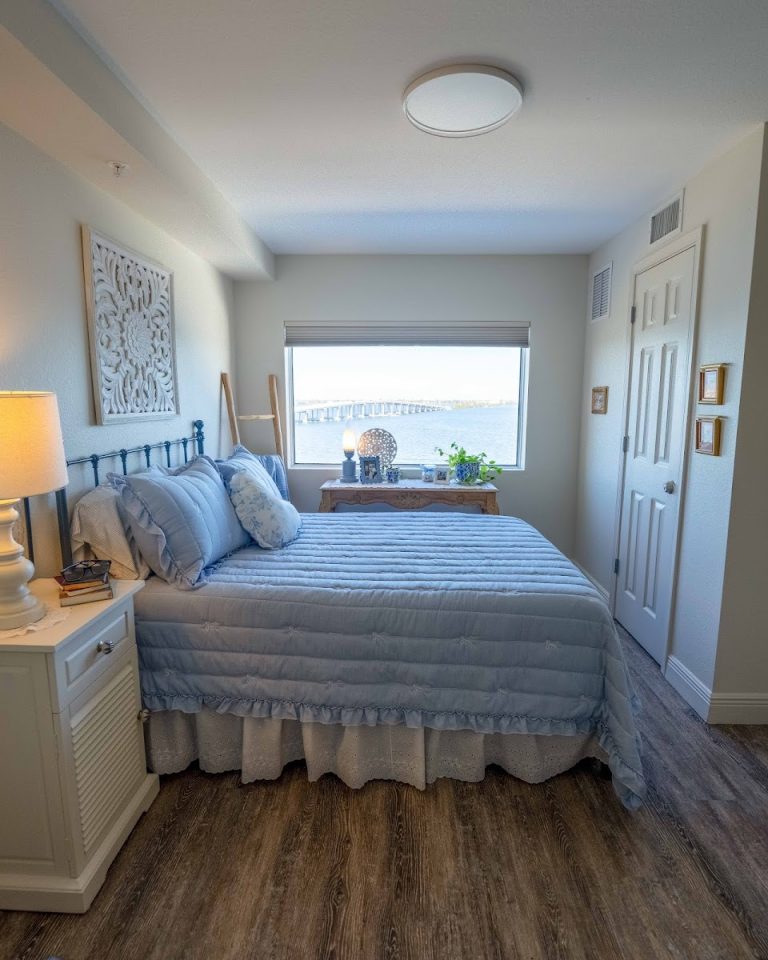 victoria landing llc p3 768x960